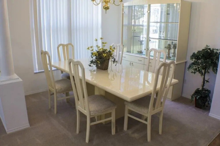 Esprit 4 bed / 2 bath home