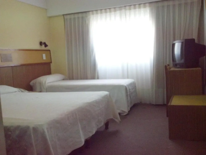 Standard Triple room with view