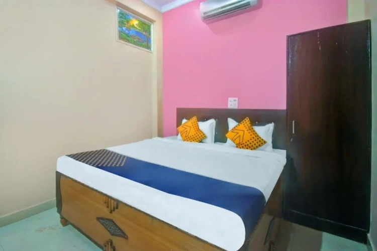 Classic Triple room