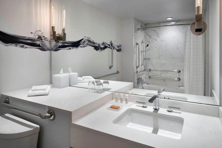 Renaissance Baltimore Harborplace Hotel photo 11