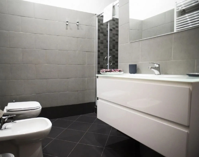Costantino Secondo Guest House