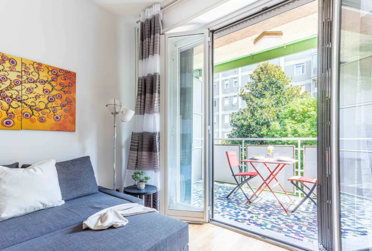 JOIVY Adorable Flat W/ Balcony