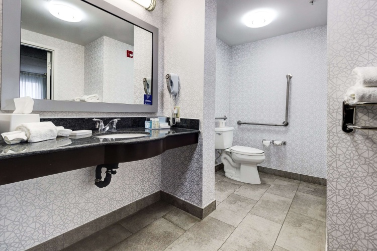 Hampton Inn & Suites by Hilton Brantford Conference Centre O photo 9