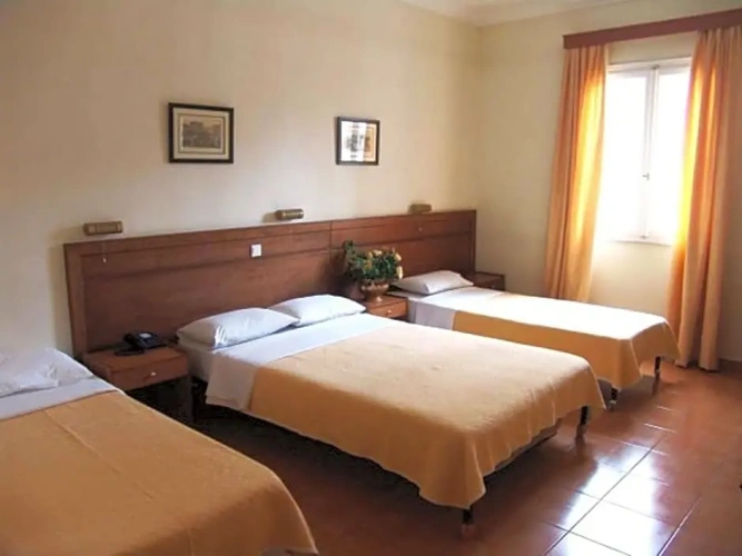 Economy Quadruple room