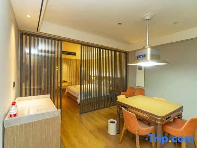 Chenfeng Zhenpin Hotel