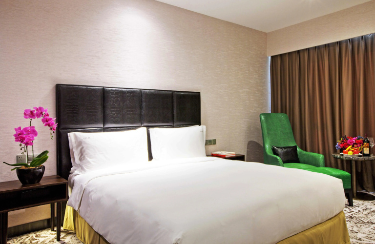 Crowne Plaza Shanghai Jinshan Hotel