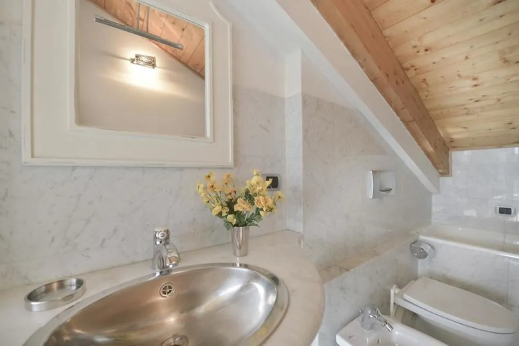 Irnerio White Penthouse