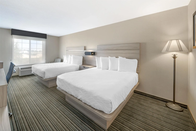 Standard Quadruple room