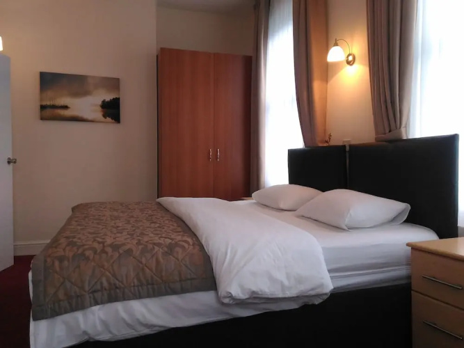 Global Lodge Hotel