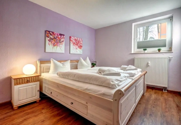 2 Bedrooms Apartment