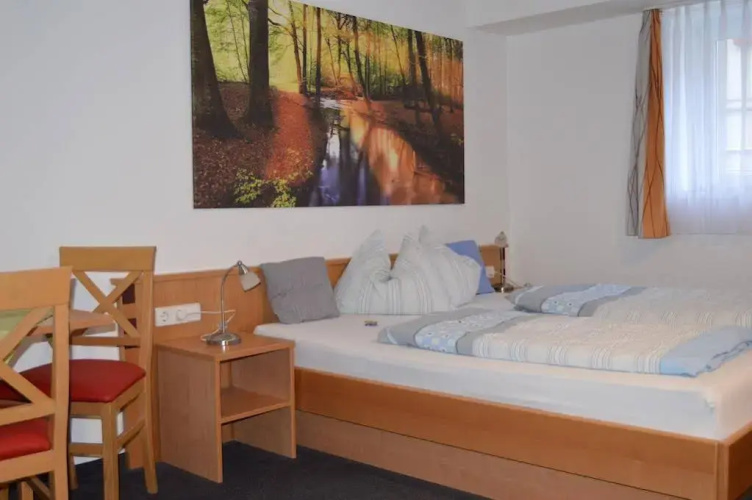 City Hotel