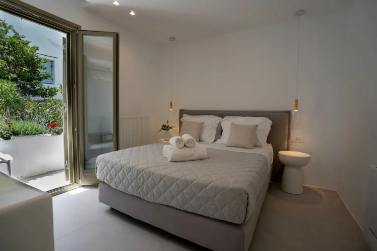 Ultimate Luxury Paradise Villa In Paros