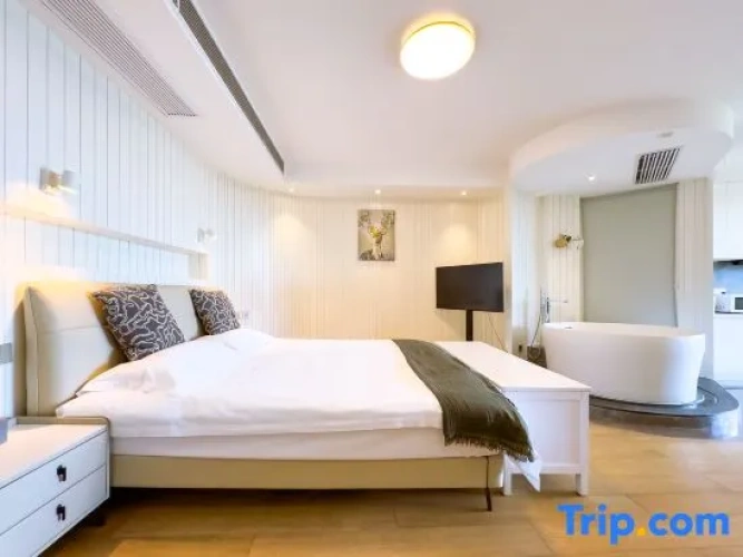 1 Bedroom Suite