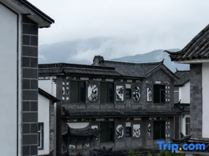 The Exquisite Antique Homestay
