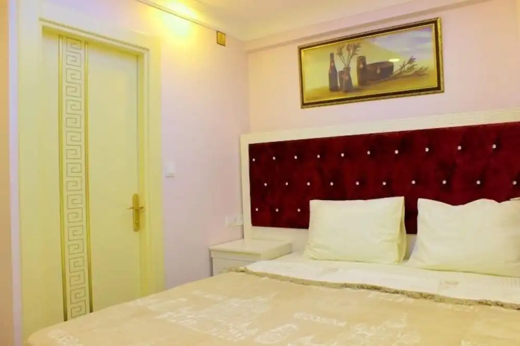 Hotelium 2