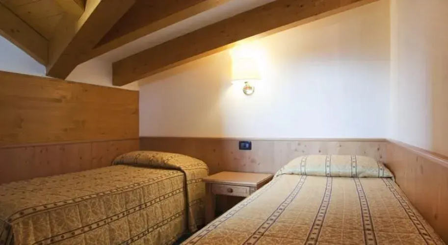 Hotel Jolanda