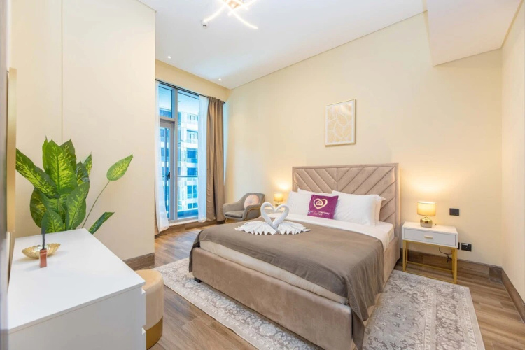 LUX 1BR Near B.khalifa