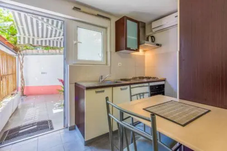 Rosemary Apartment