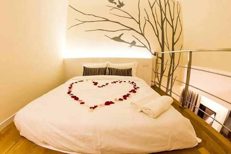 Mood Hotel