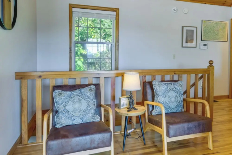 Mtn-view Escape w/ Hot Tub, 9 Mi to Skiing!