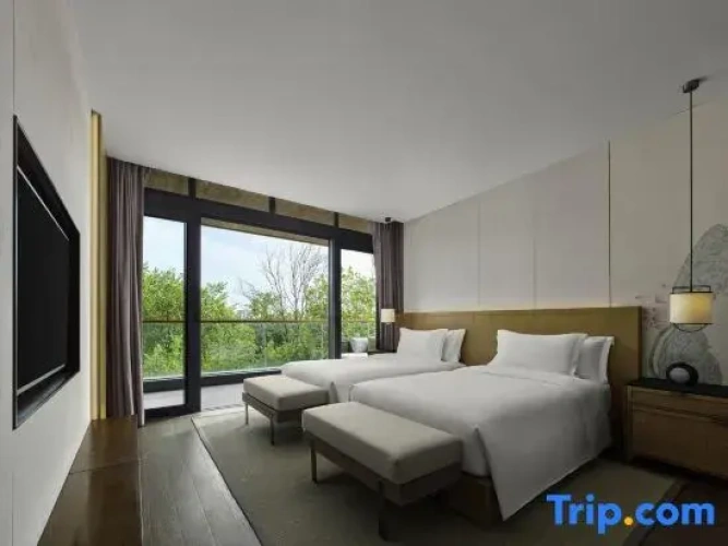 2 Bedrooms Standard Quadruple room