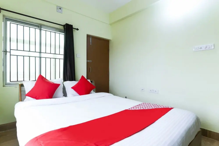 Creative Seashine by OYO Rooms