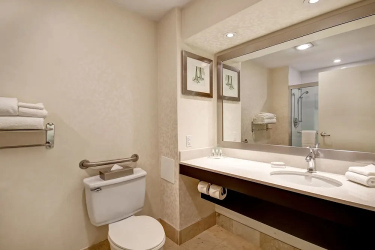 Holiday Inn Select