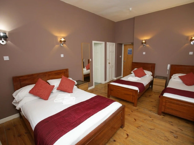 Standard Quadruple room