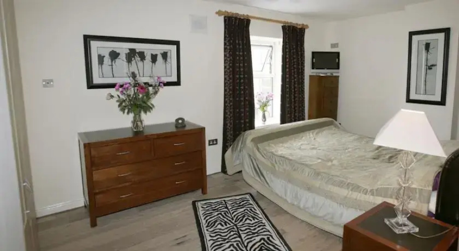 Ashmount Court Self-Catering
