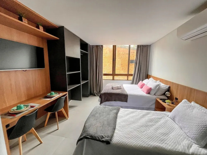 Studios Get Sense - by Living