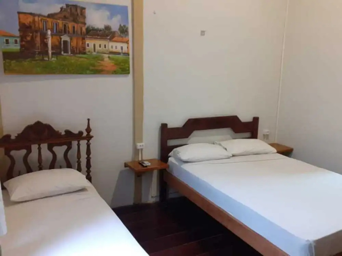 Reviver Hostel