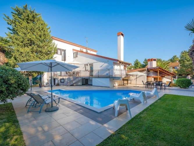 Villa