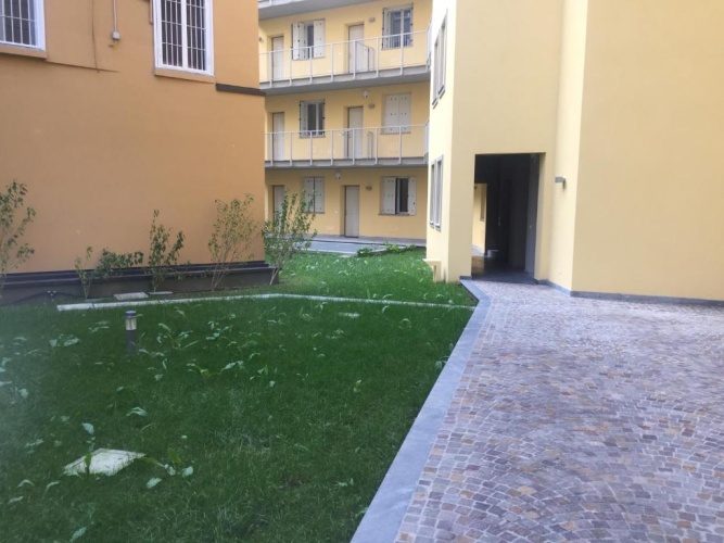 Studio with garden view