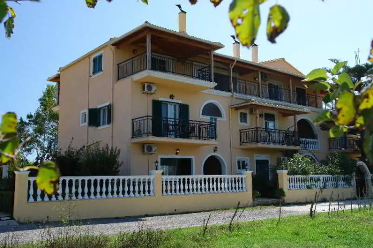 NEFELI House