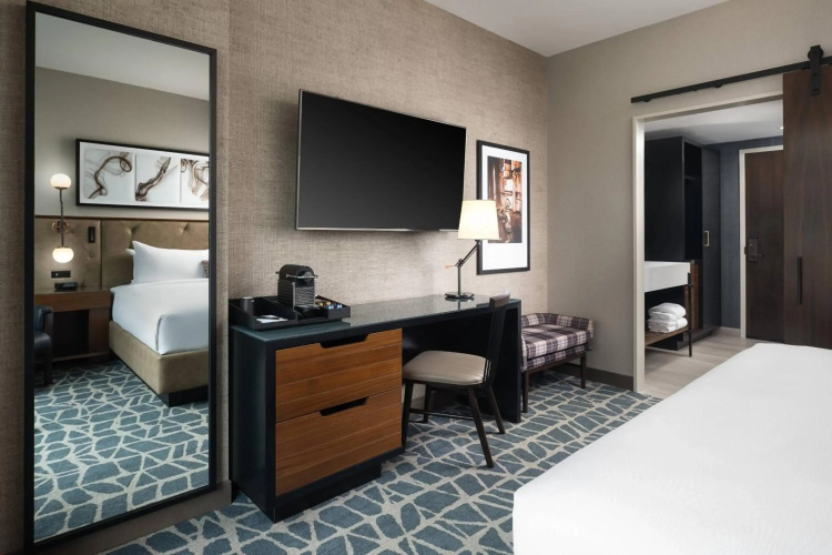 Hotel Distil, Autograph Collection