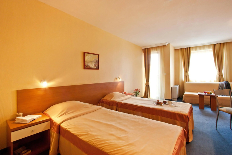 Saint George Hotel & Medical Spa