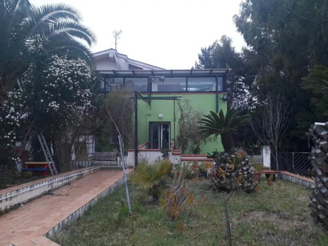 3 Bedrooms Cottage