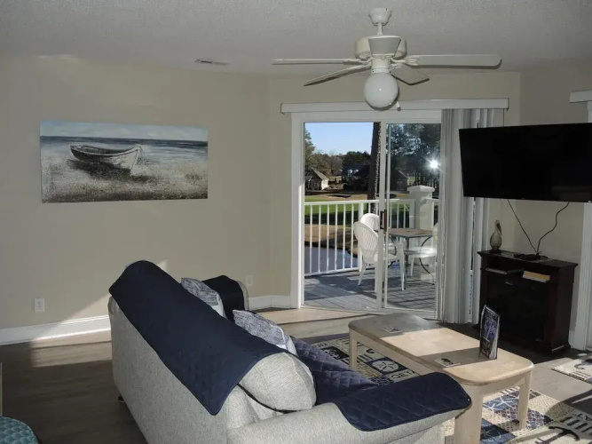 407 2 Bedroom Villa by RedAwning