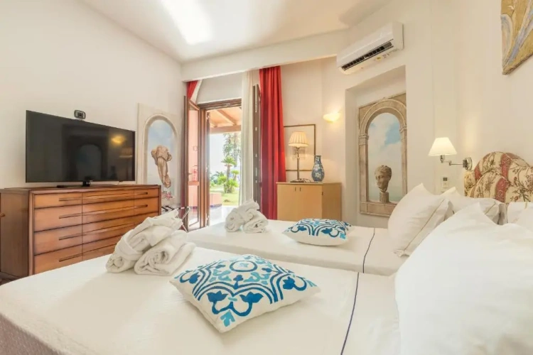 Suite with sea view