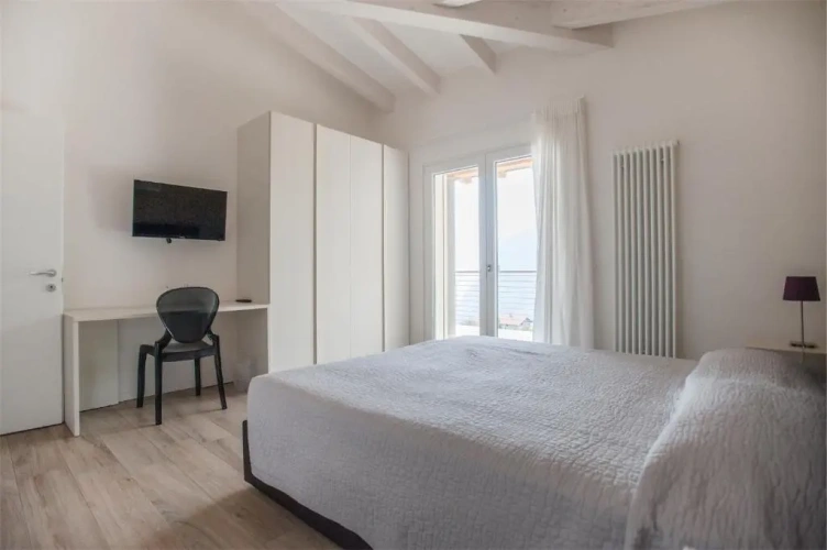 2 Bedrooms Double Apartment