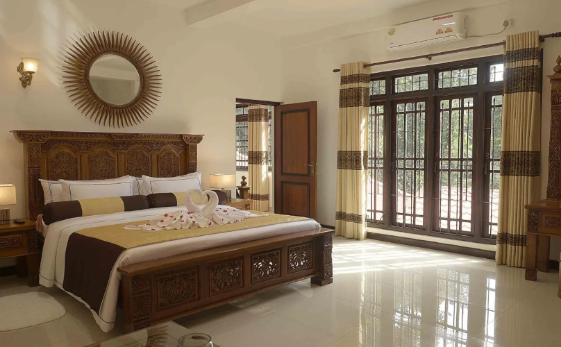 Eagle Regency Boutique Hotel