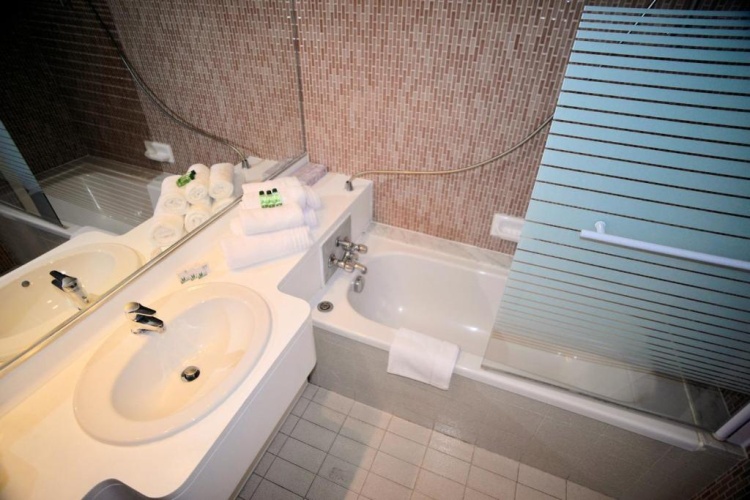 Classic Triple room with sea view