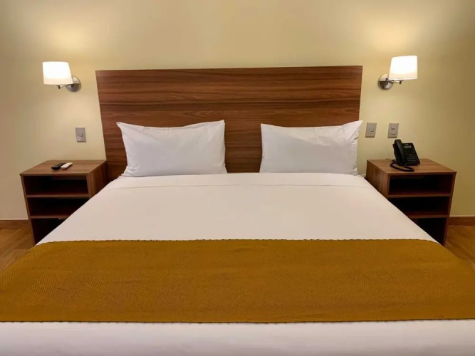 Sm Hotel Plus