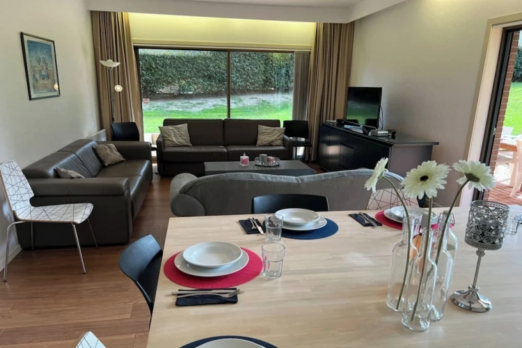 Family Apartment with sea view