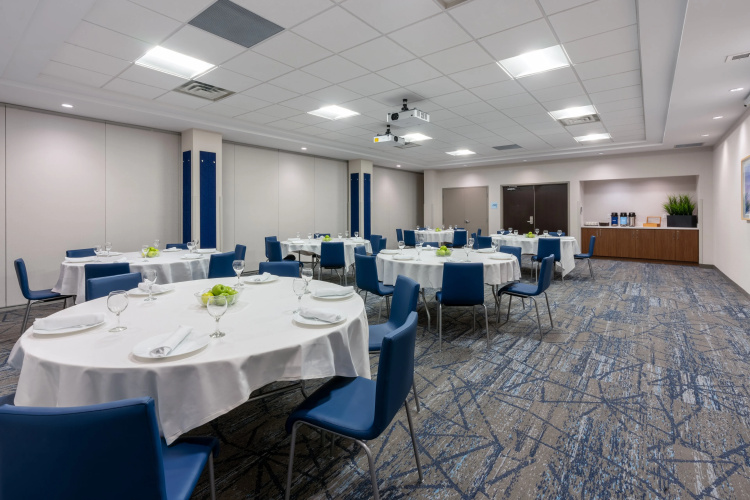 Holiday Inn Express & Suites Vaughan-Southwest photo 31