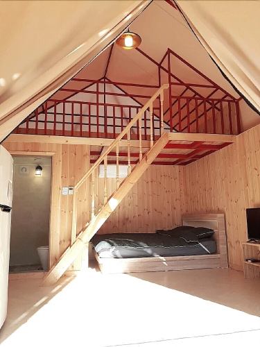Aquamarine Glamping