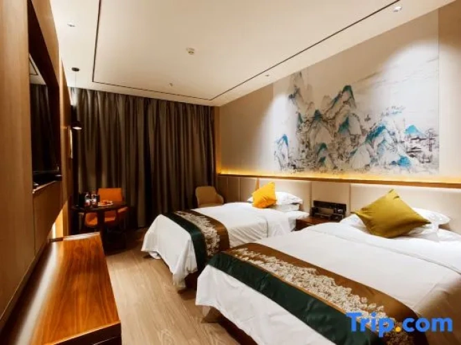 Standard Twin room with mountain view