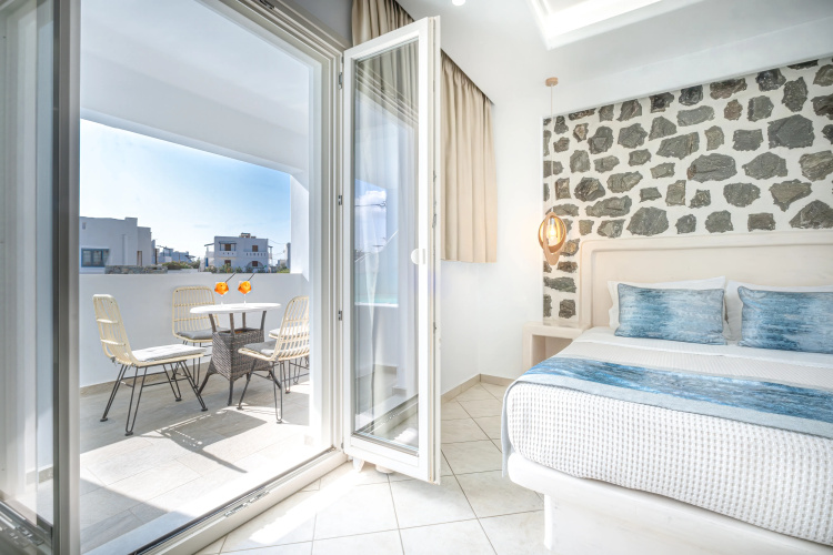 Liana Beach Hotel & Spa