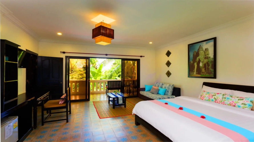 Standard room with balcony and with view