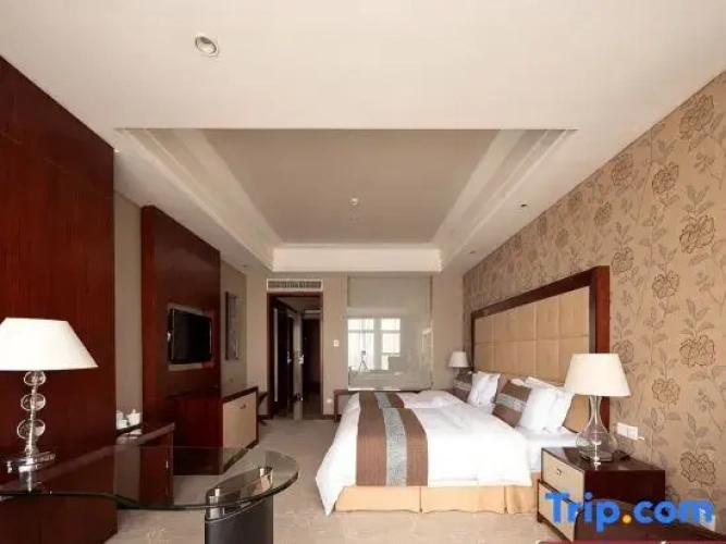 Standard room with river view